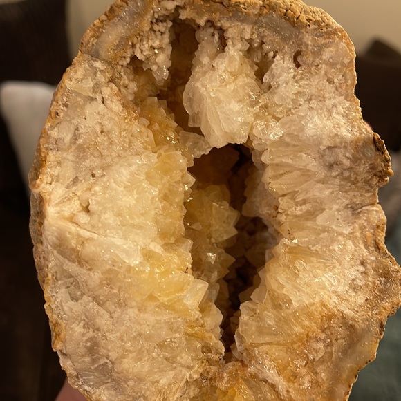 XXL Golden Healer Quartz Geode Crystal Display- Reiki- Meditation- Decor - Picture 3 of 9